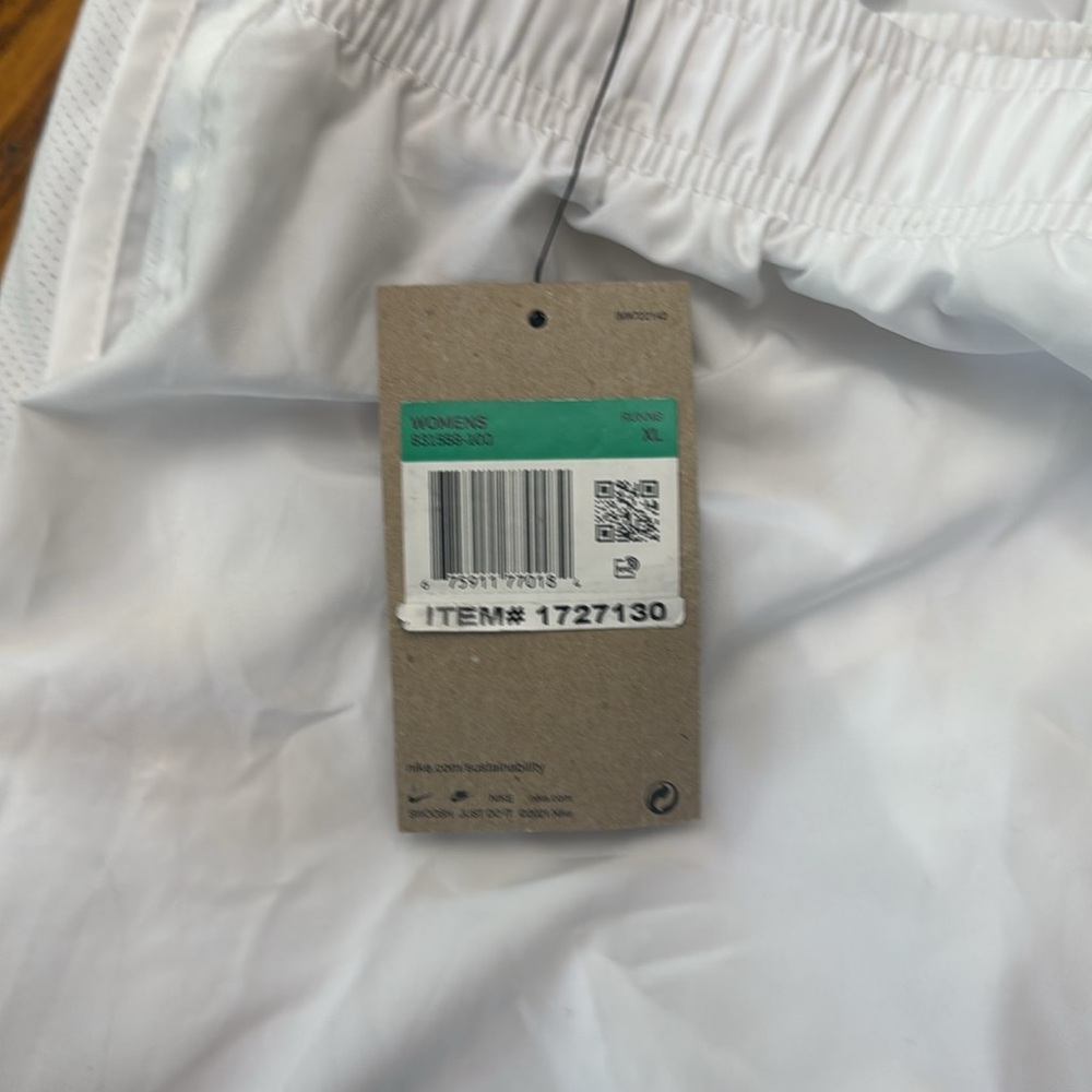 Nike Dri FIT Tempo Women's Brief-Lined
Printed Running Shorts nwt - Picture 7 of 7
